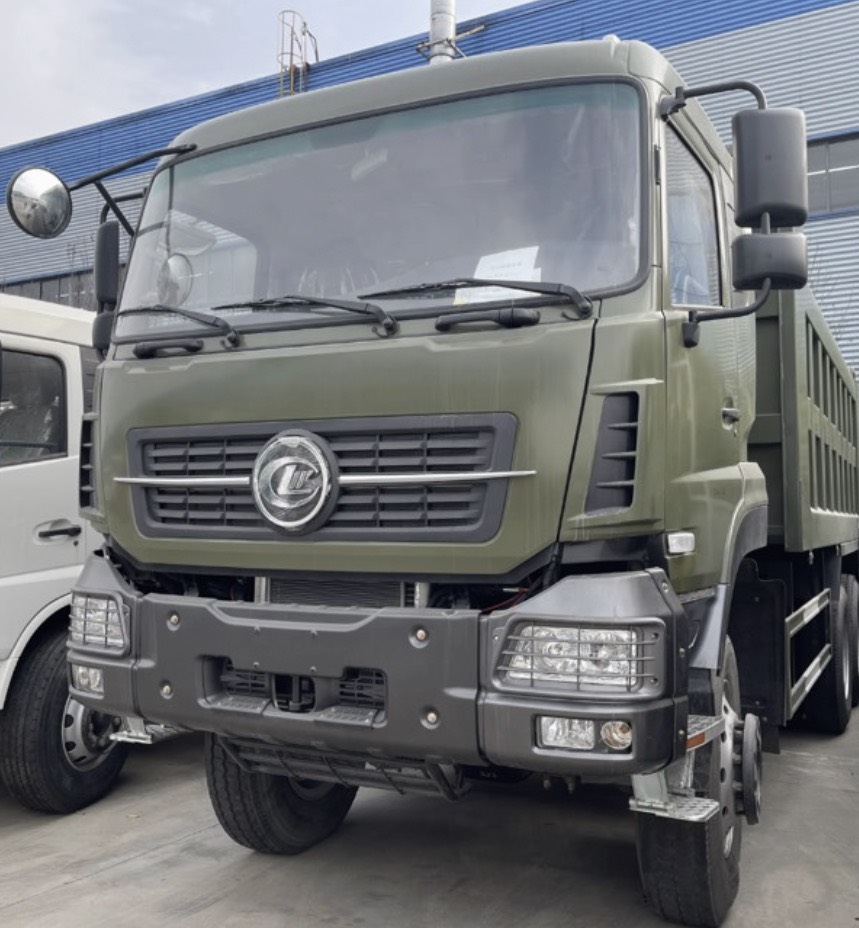 ตัวแทนจำหน่ายรถบรรทุก 6*6  CLW DUMP TRUCK